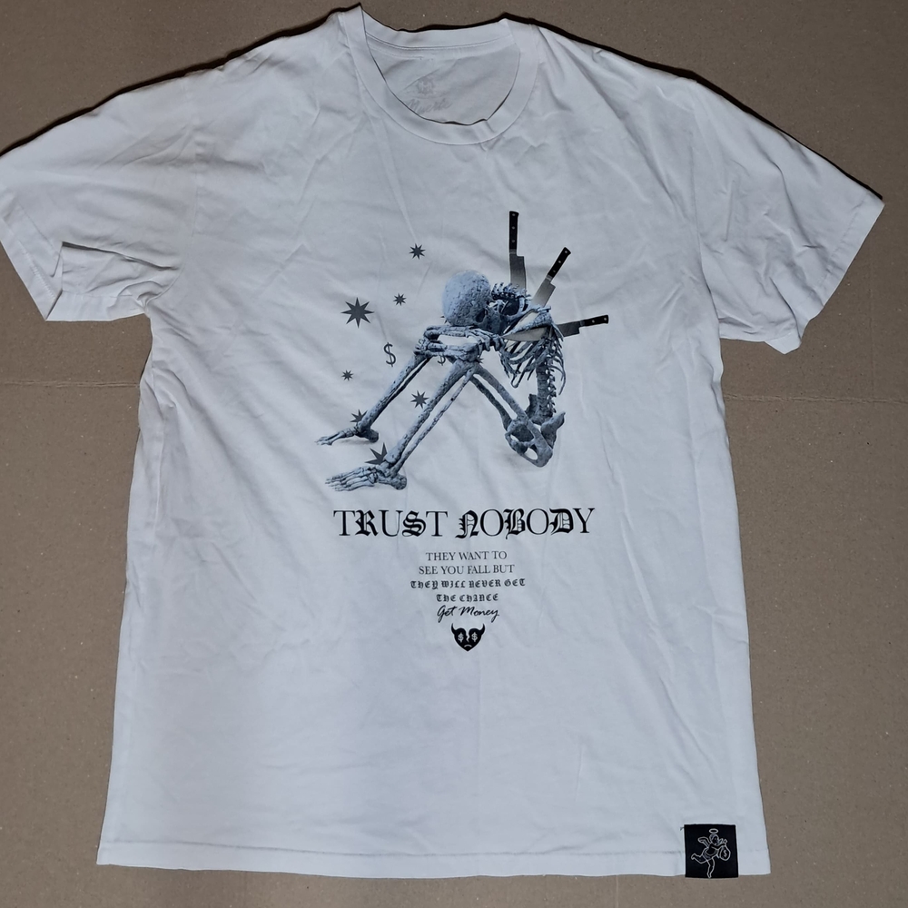 Trust Nobody White Graphic Tee